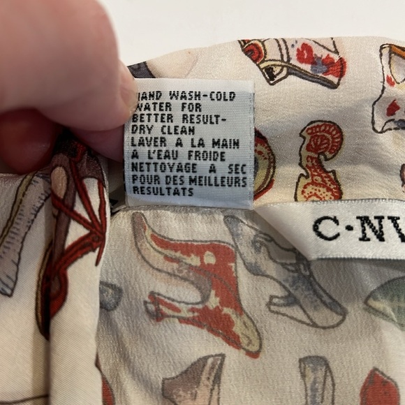 Vintage - silk, button down short sleeve shirt, shoe print - Picture 6 of 8